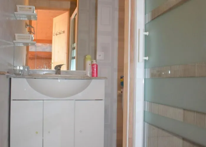 T2 35m² Avec Terrasse, Exposition Sud-ouest, Bien Equipe, Bolquere, Sans Animaux - Fr-1-592-37 Bolquere Pyrenees 2000